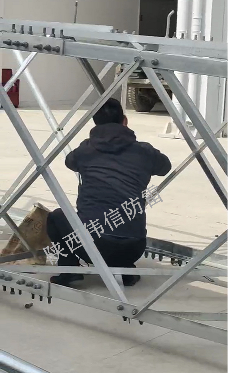 江蘇射陽(yáng)縣GFL四角避雷塔安裝項(xiàng)目5