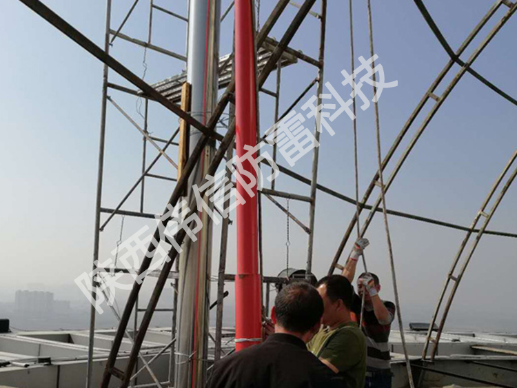 21米高強度玻璃鋼避雷針，氣象雷達站專用避雷針，防側(cè)擊絕緣接閃器產(chǎn)品展示二